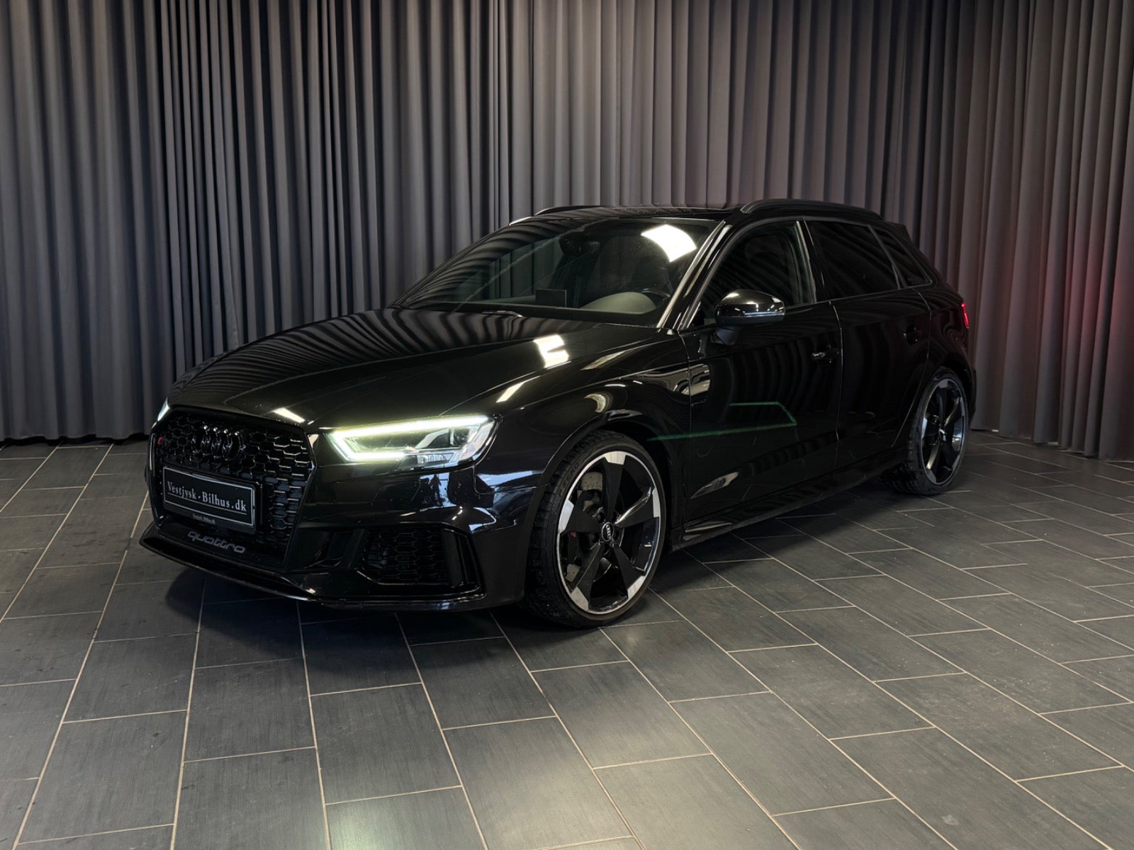 flexleasing-audi-rs3-25-tfsi-sportback-quattro-s-tr-5d-findleasing