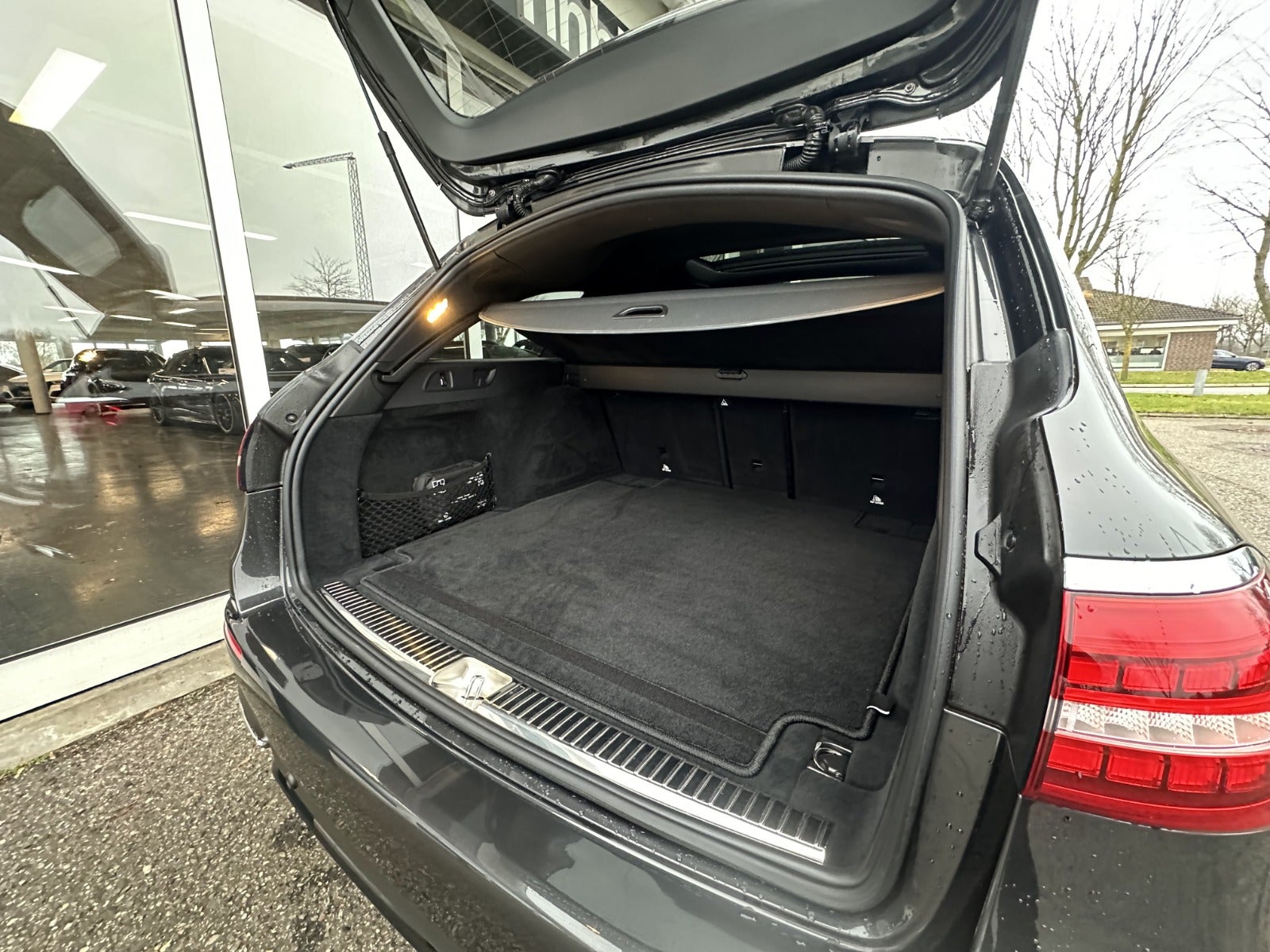 flexleasing-mercedes-e220-d-20-amg-line-stc-aut-5d-findleasing