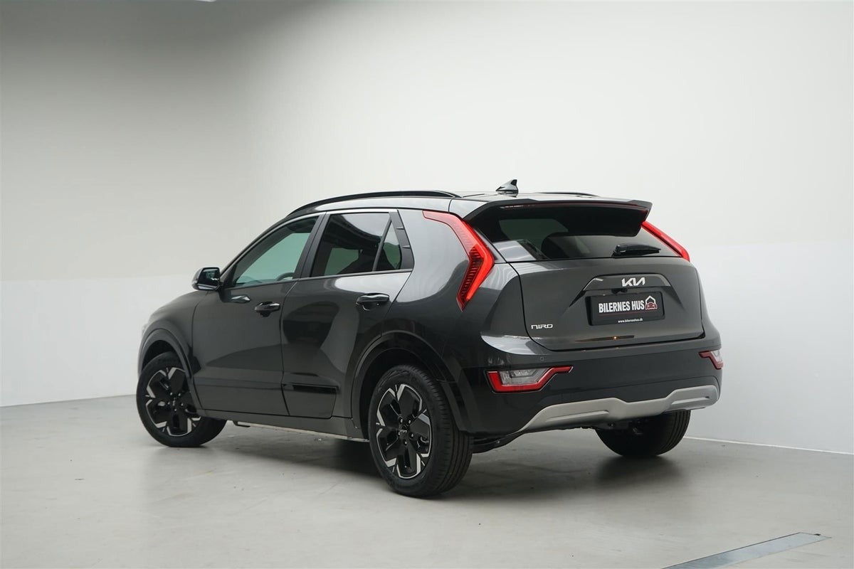 flexleasing-kia-niro-64-ev-limited-edition-5d-findleasing