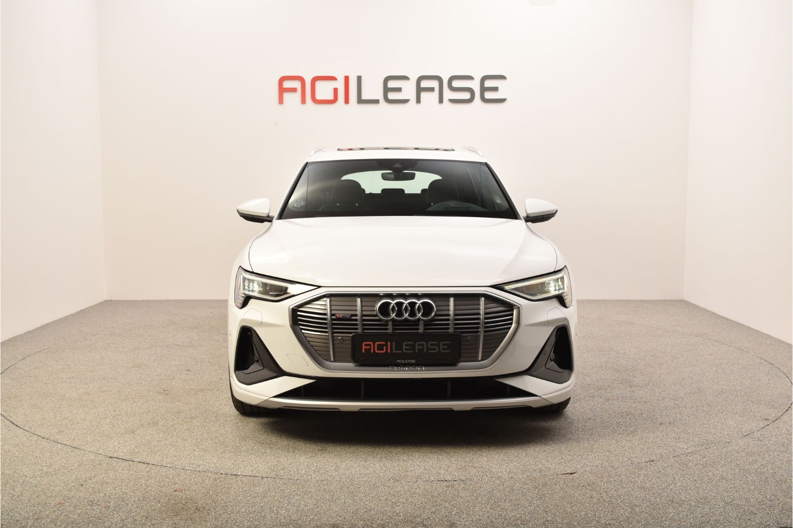 flexleasing-audi-e-tron-55-s-line-quattro-5d-findleasing