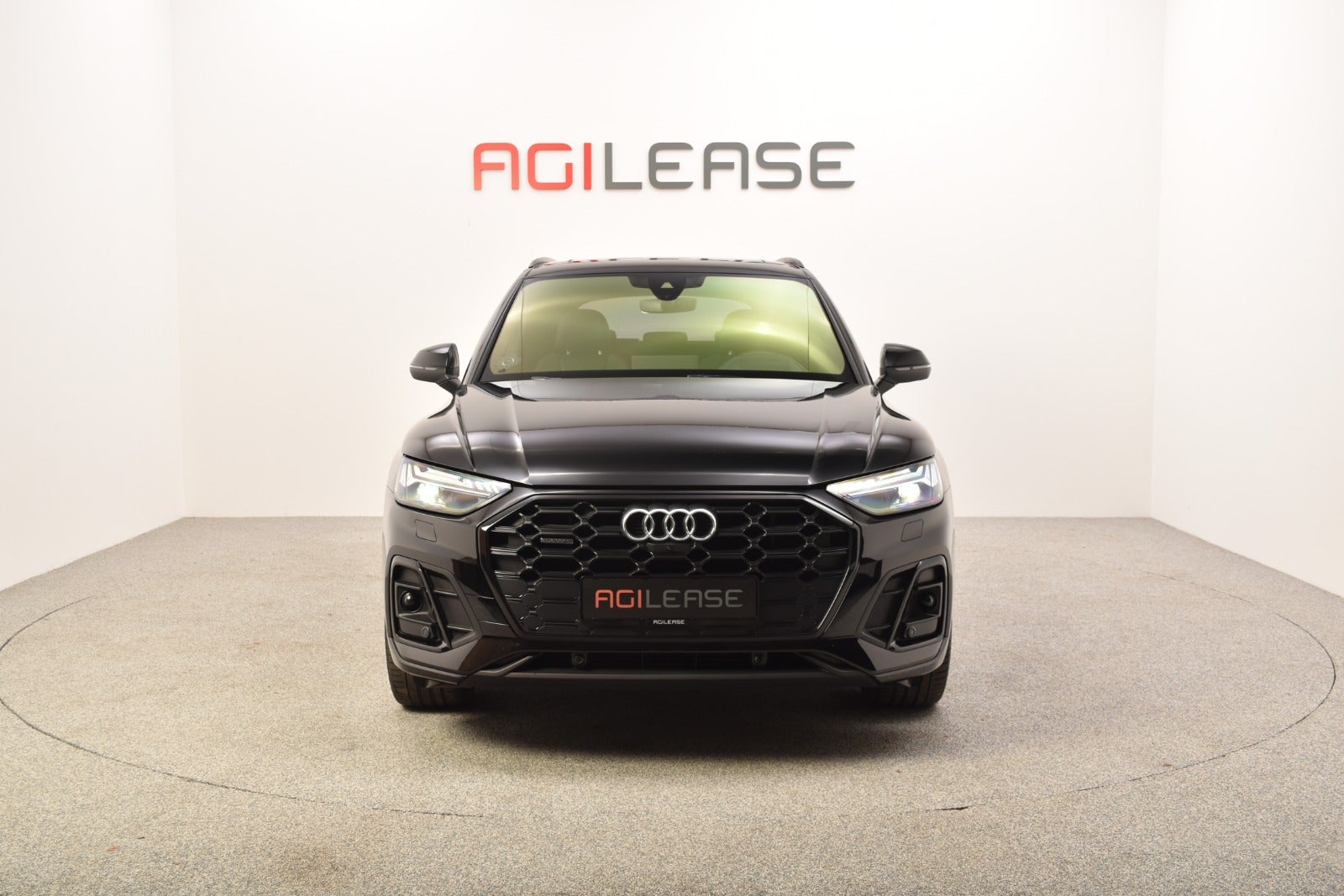 flexleasing-audi-q5-55-tfsi-e-s-line-quattro-s-tr-5d-findleasing