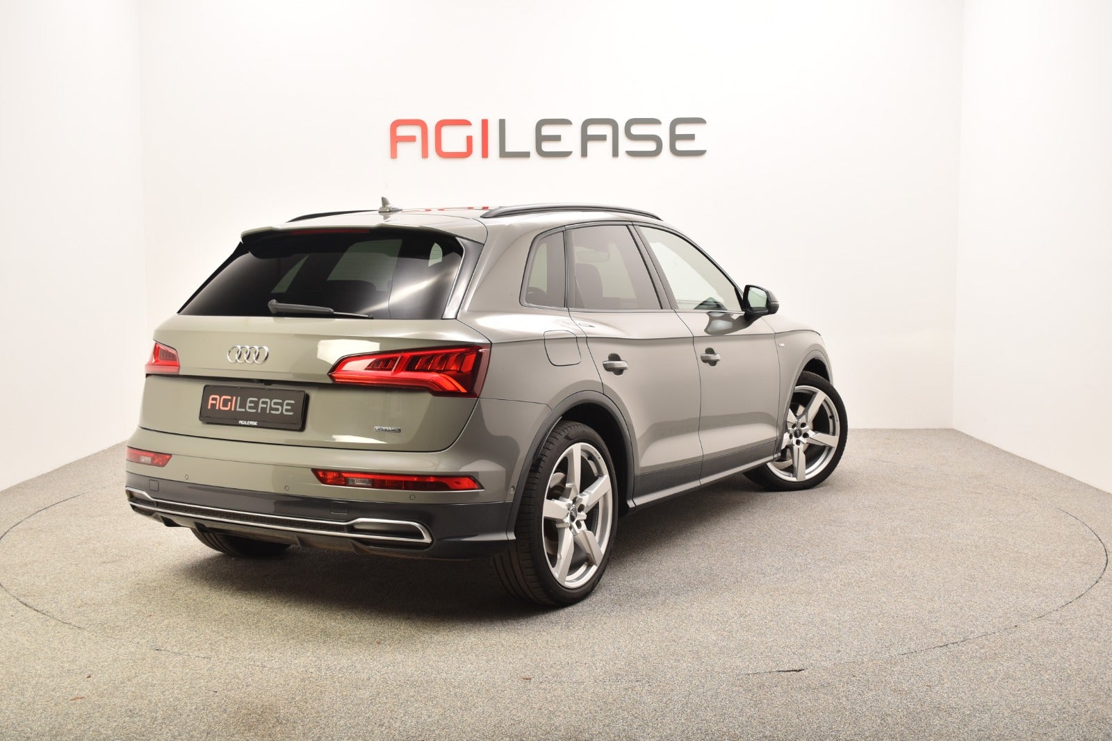 flexleasing-audi-q5-30-tdi-286-s-line-quattro-tiptr-5d-findleasing