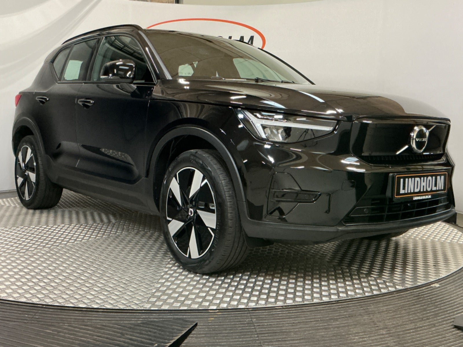 flexleasing-volvo-xc40-p6-recharge-plus-5d-findleasing