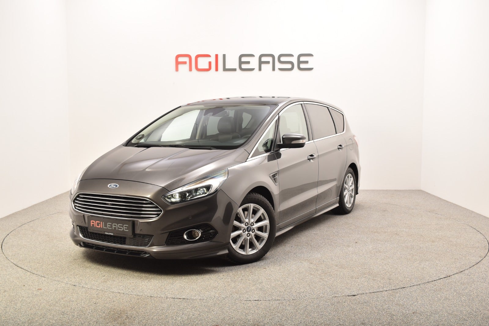 flexleasing-ford-s-max-20-tdci-180-titanium-aut-7prs-5d-findleasing