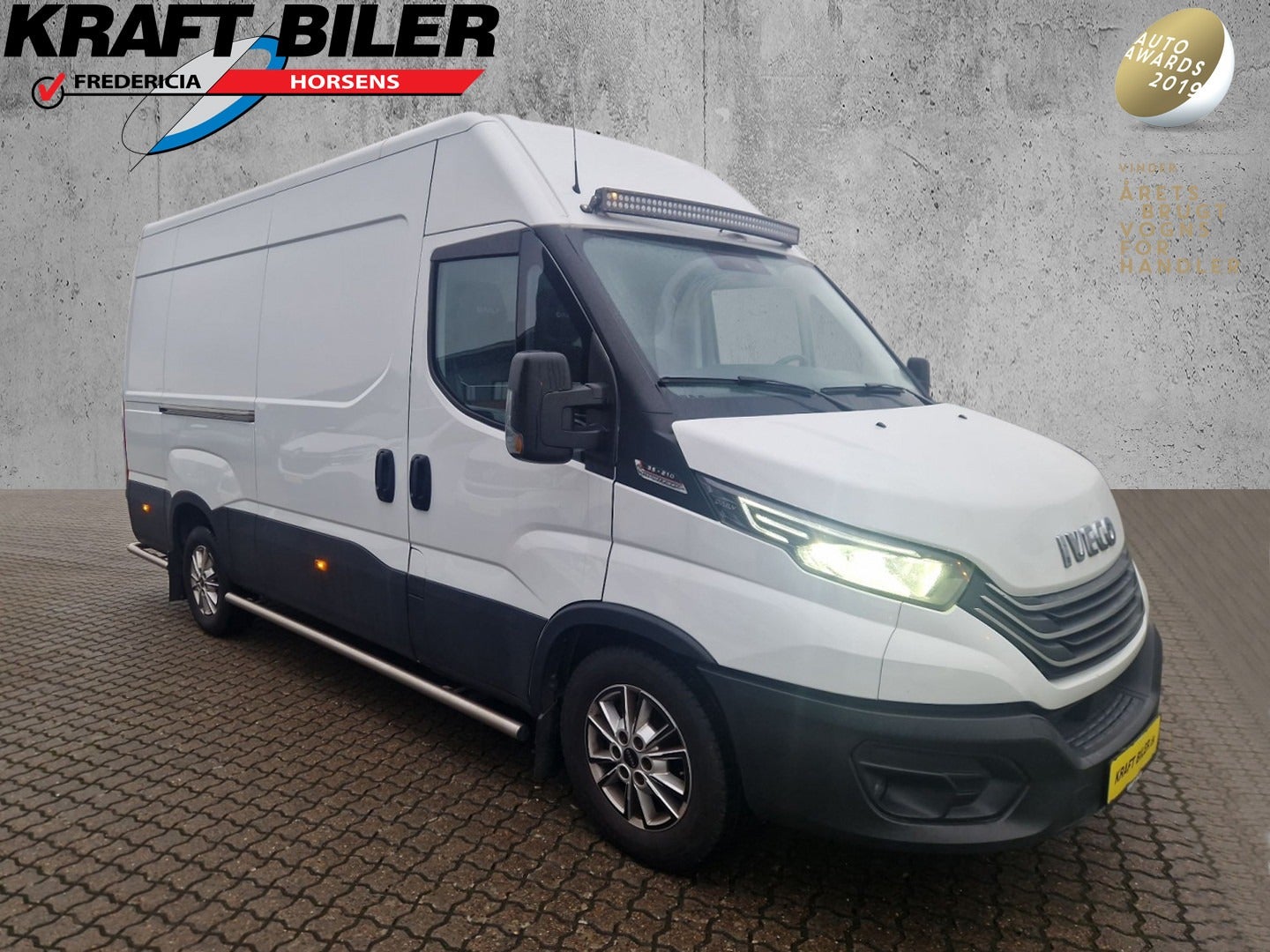 flexleasing-iveco-daily-30-35s21-12m3-van-ag8-findleasing