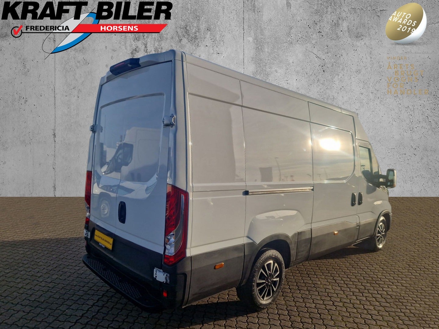 flexleasing-iveco-daily-23-35s16-12m3-klevogn-ag8-findleasing