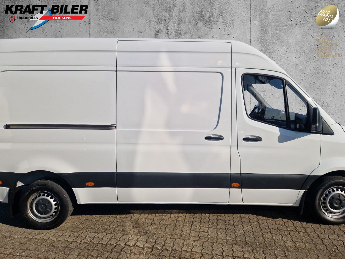 flexleasing-mercedes-sprinter-214-22-cdi-a2-kassevogn-aut-fwd-findleasing