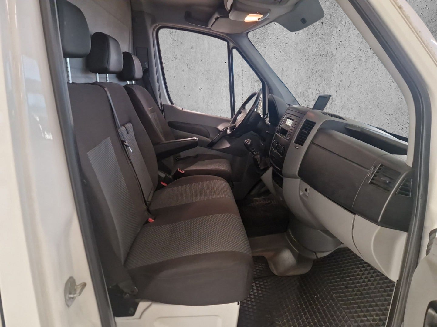 flexleasing-vw-crafter-20-tdi-163-kassevogn-m-findleasing