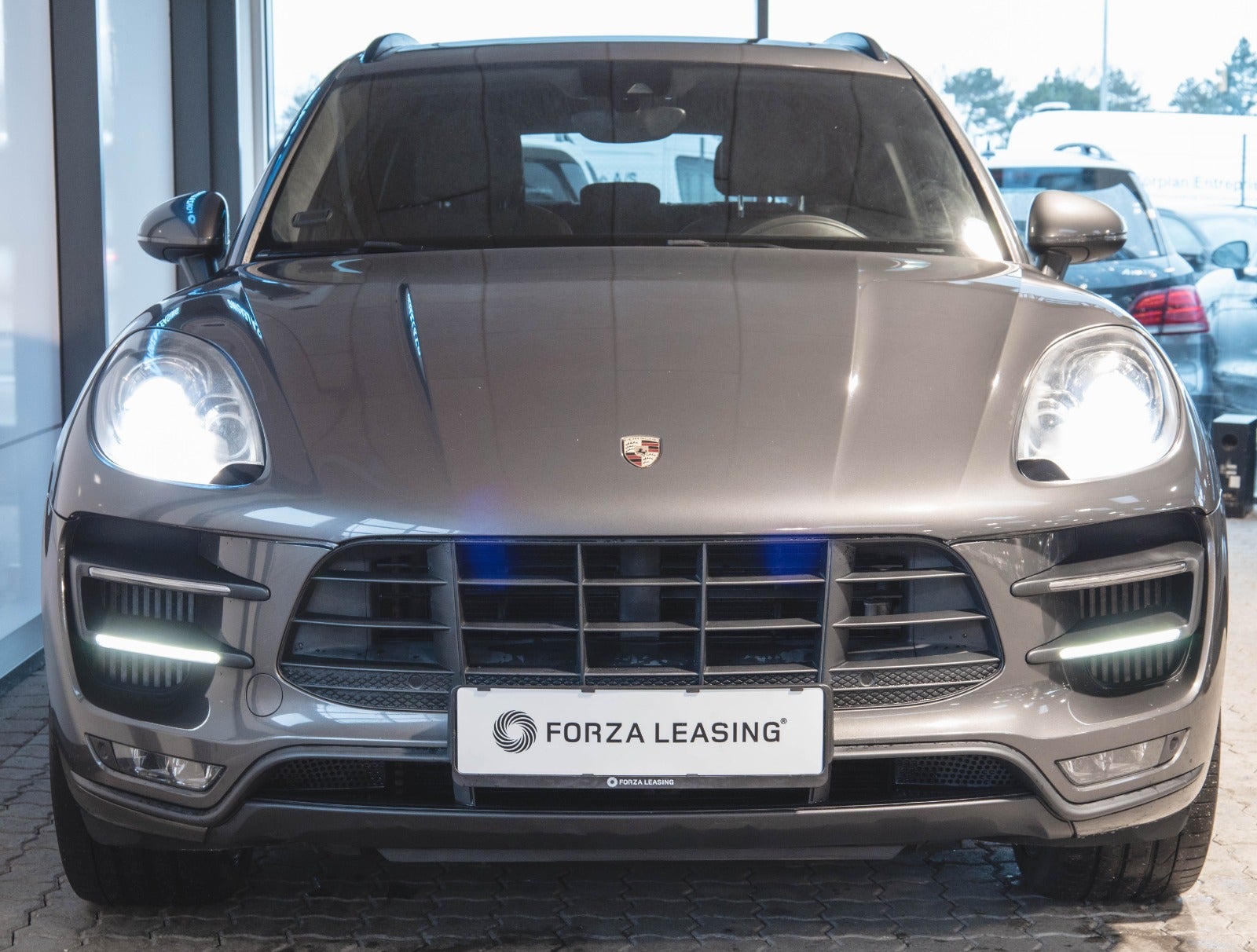 flexleasing-porsche-macan-turbo-36-pdk-5d-findleasing