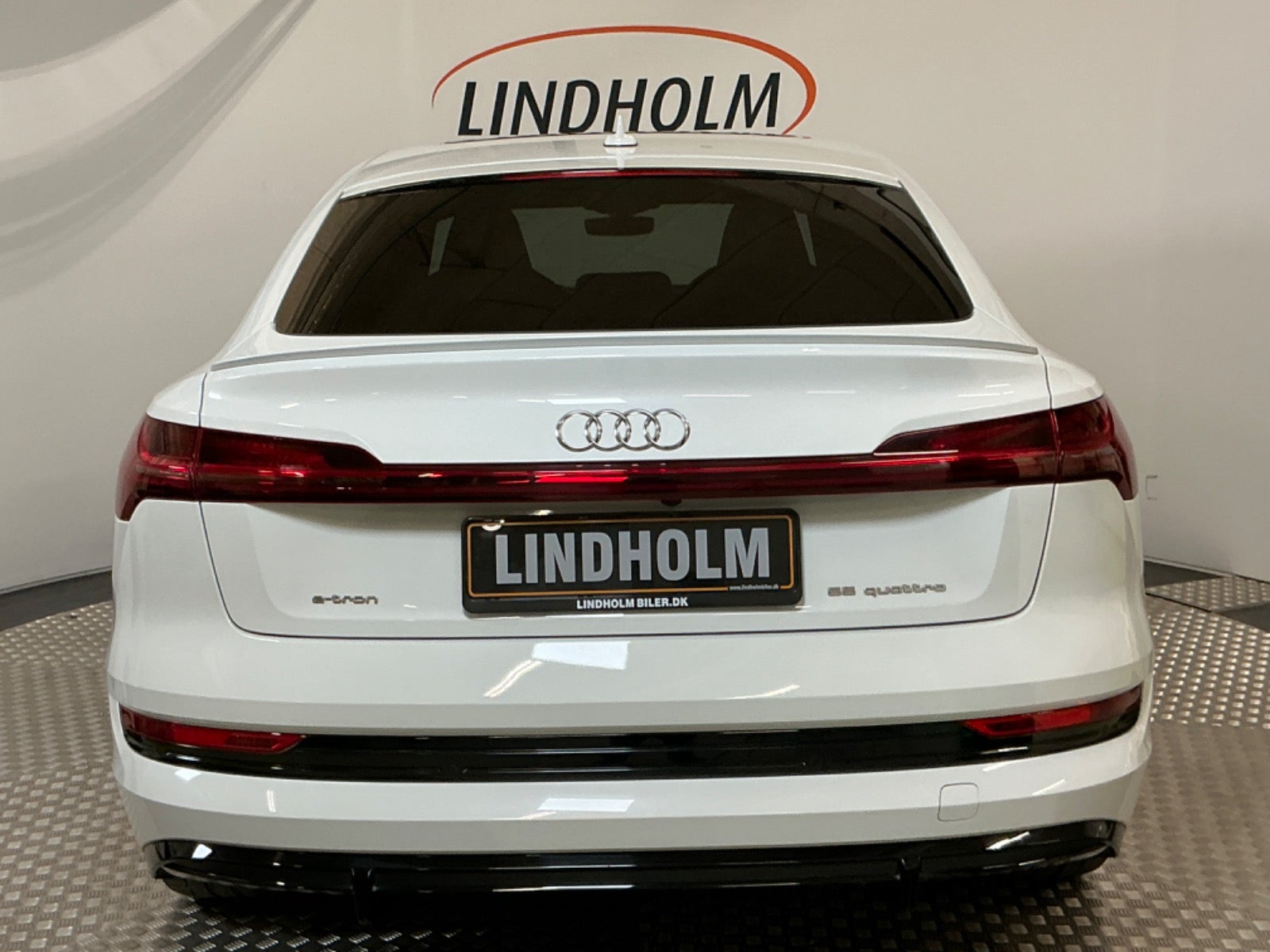 flexleasing-audi-e-tron-55-s-line-sportback-quattro-5d-findleasing