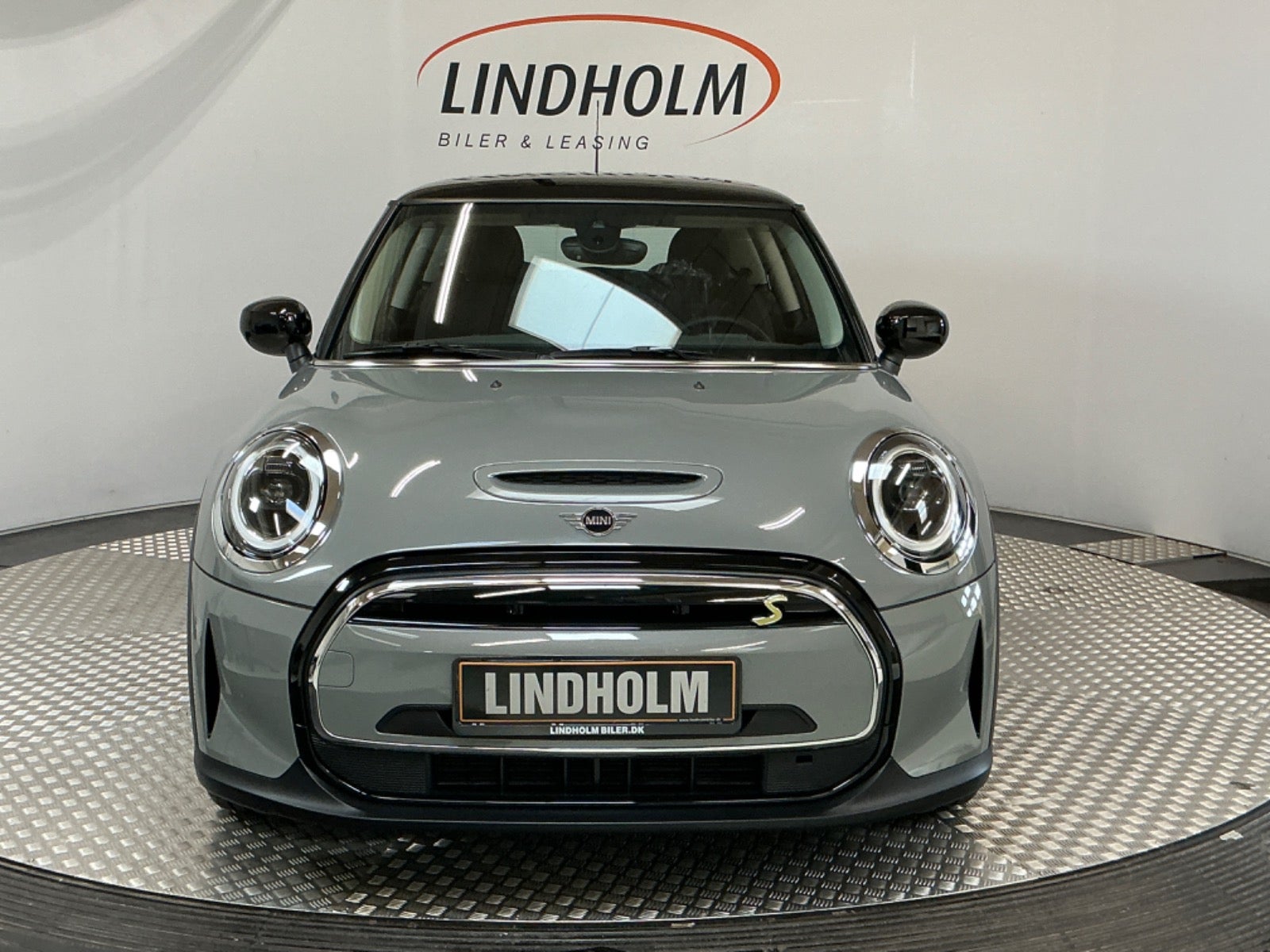 flexleasing-mini-cooper-se-classic-trim-3d-findleasing