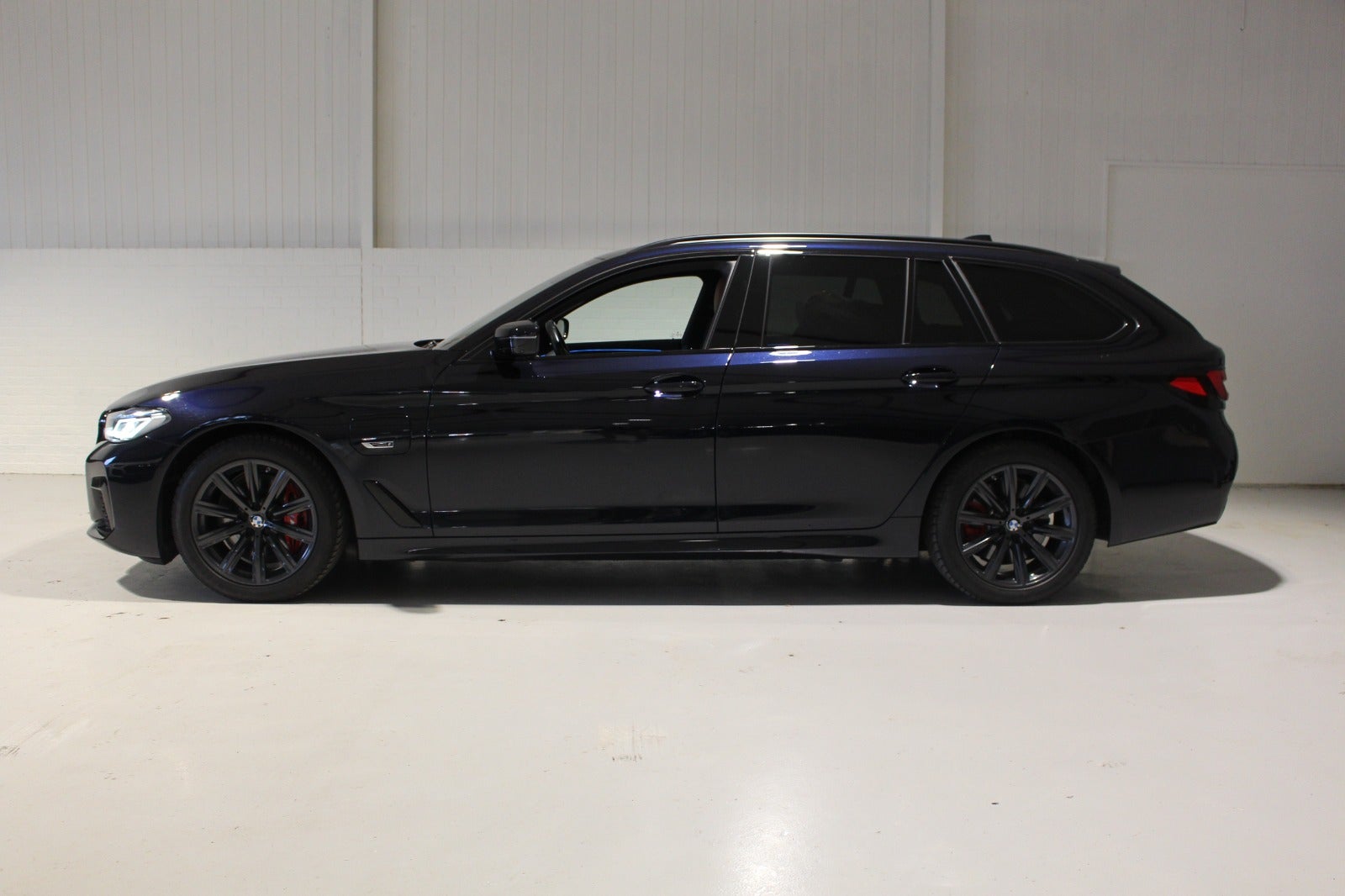 flexleasing-bmw-530e-20-touring-m-sport-xdrive-aut-5d-findleasing