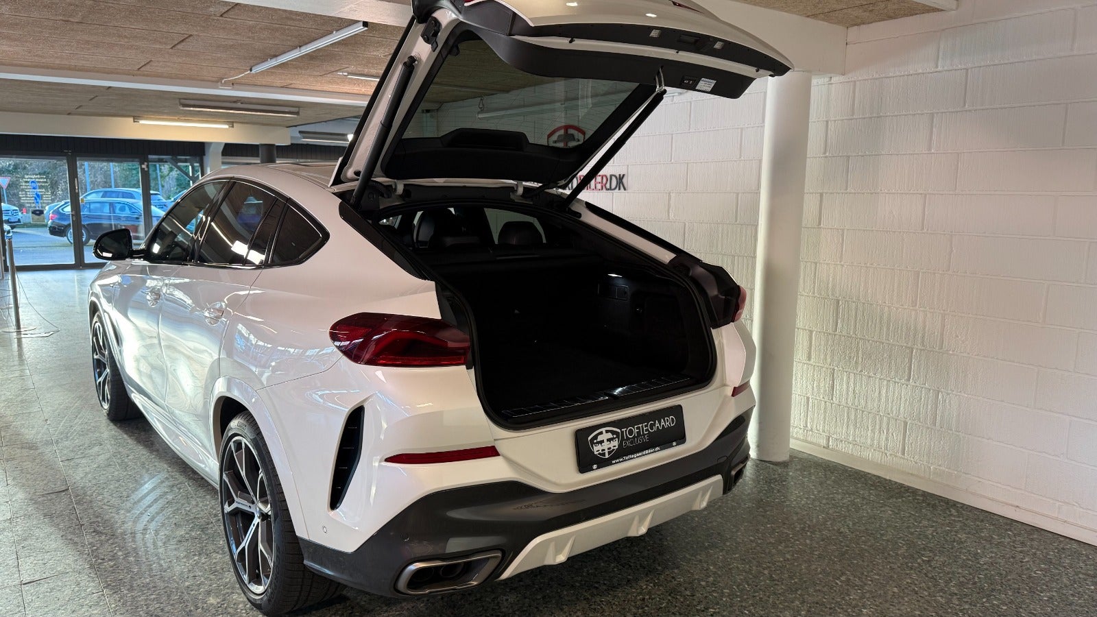 flexleasing-bmw-x6-44-m50i-xdrive-aut-5d-findleasing