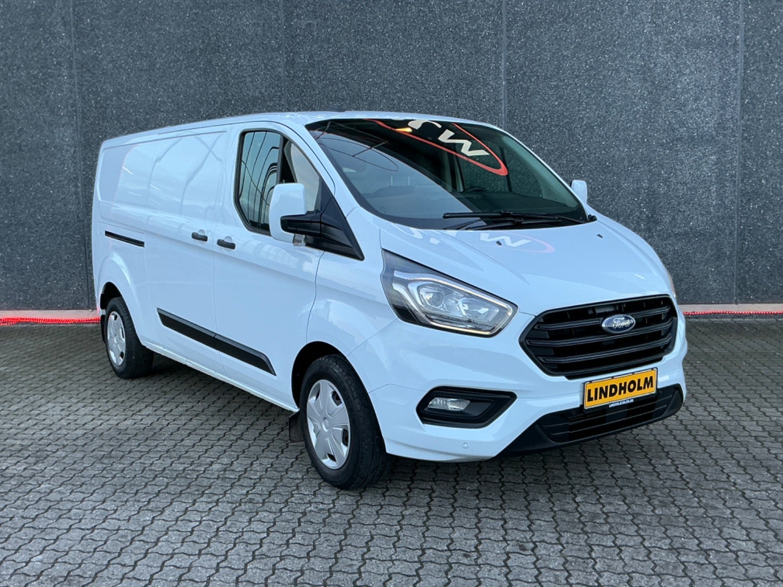 flexleasing-ford-transit-custom-280s-20-tdci-130-trend-aut-findleasing