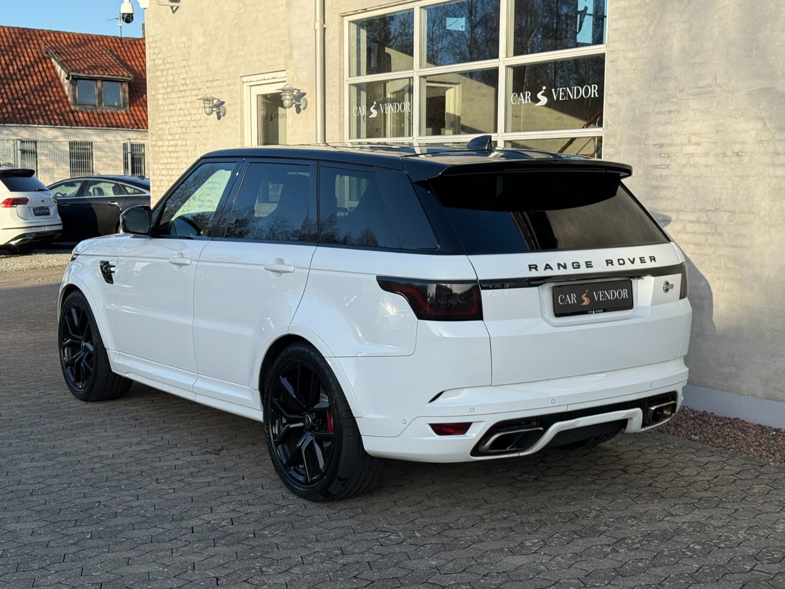 flexleasing-land-rover-range-rover-sport-50-p575-svr-aut-5d-findleasing