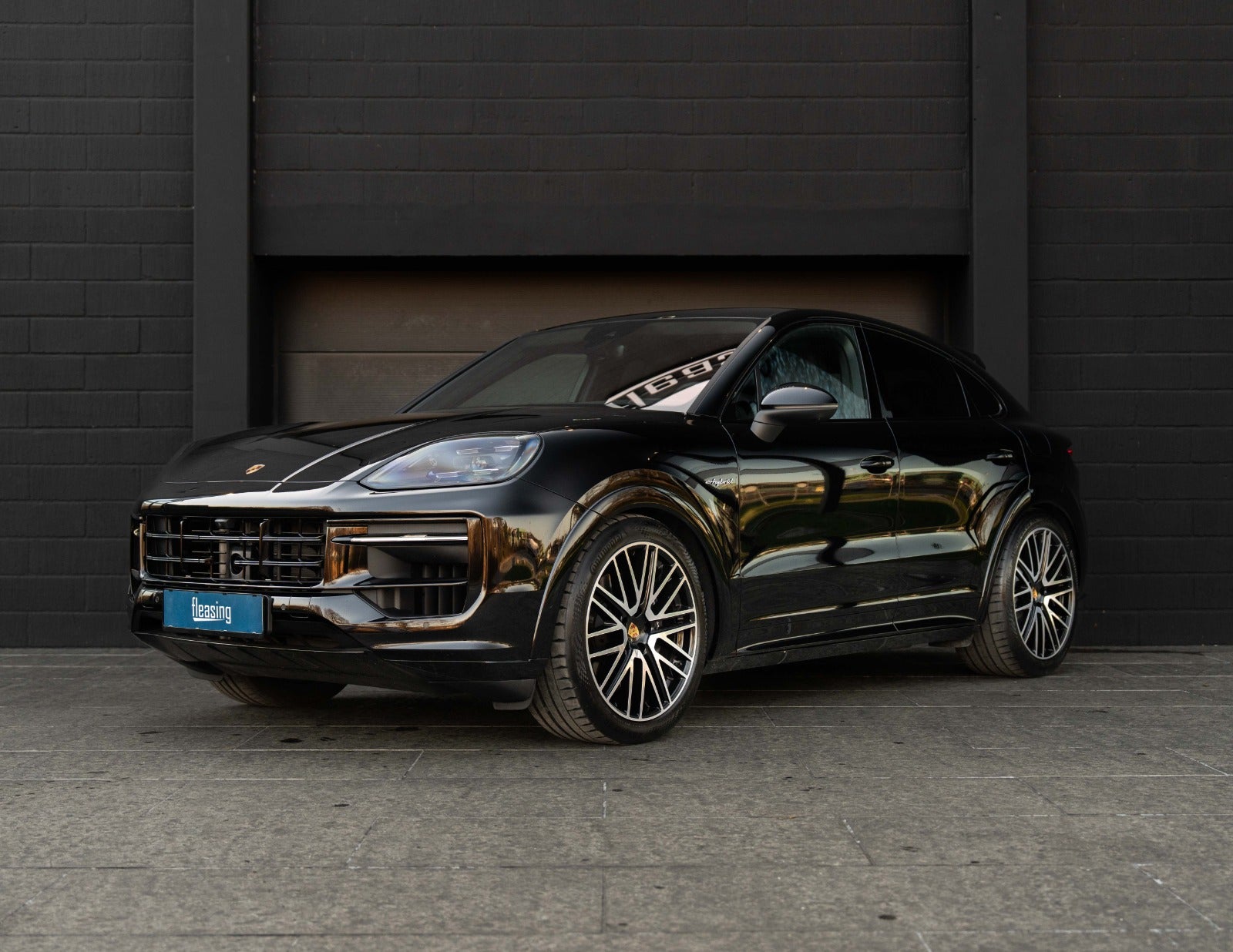 flexleasing-porsche-cayenne-30-e-hybrid-coupe-tiptr-5d-findleasing