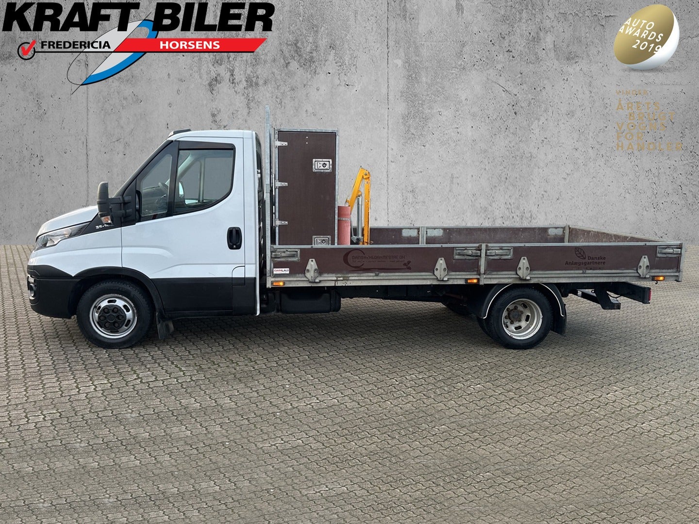 flexleasing-iveco-daily-23-35c16-4100mm-lad-2d-findleasing