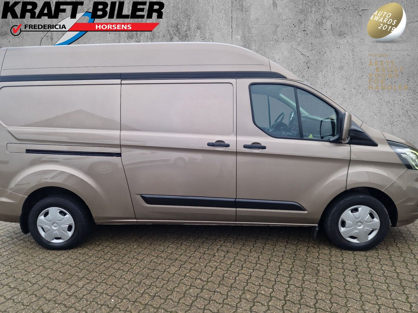 flexleasing-ford-transit-custom-300l-20-tdci-130-trend-findleasing