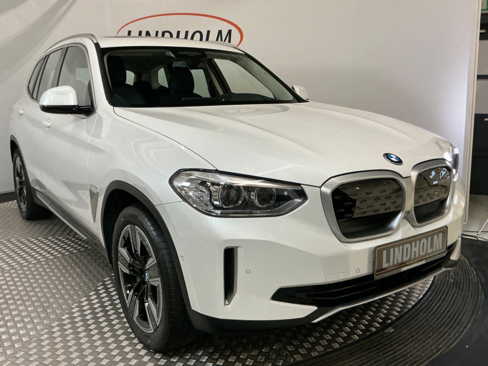 flexleasing-bmw-ix3-charged-5d-findleasing