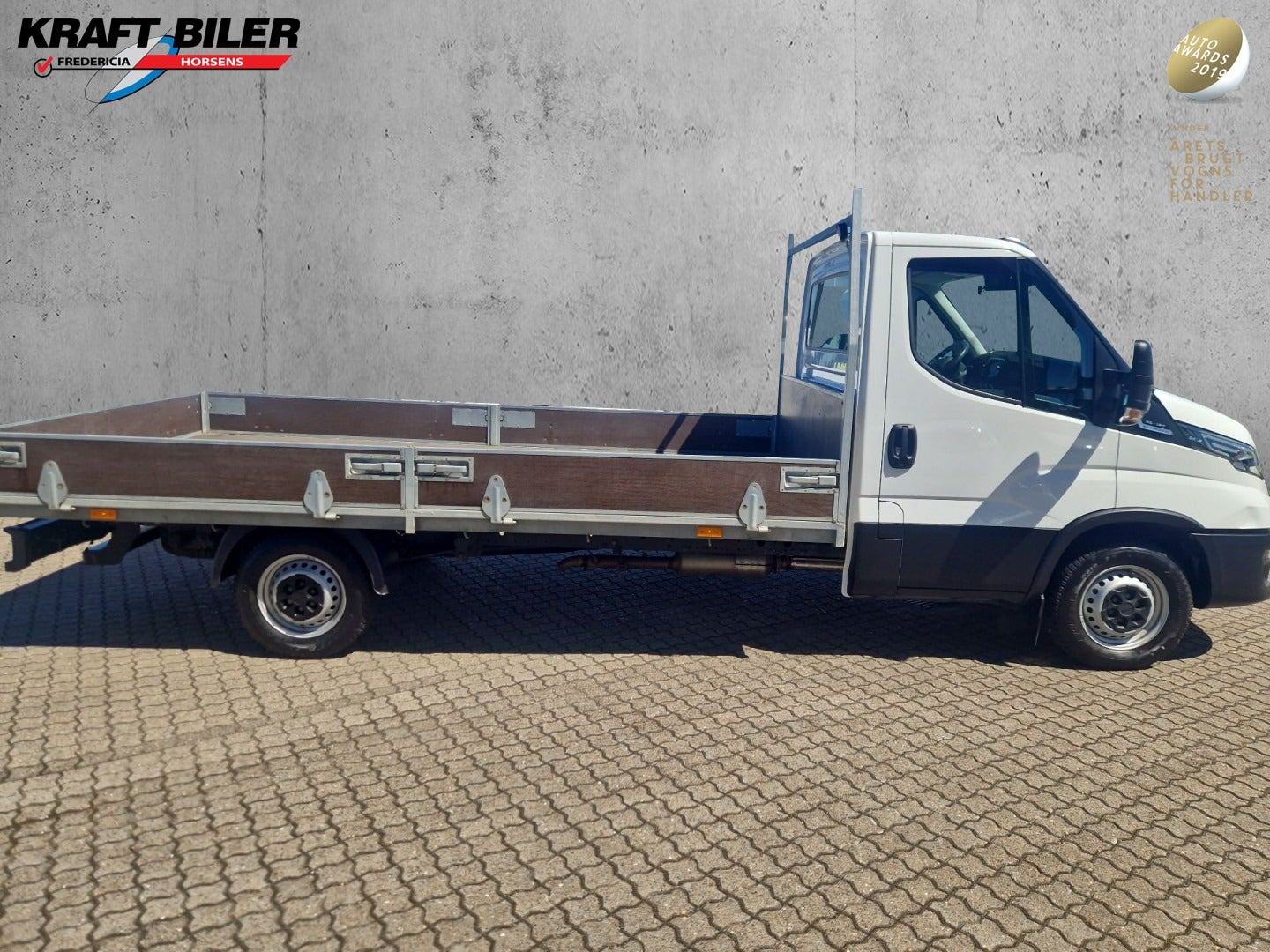 flexleasing-iveco-daily-30-35s18-4100mm-lad-ag8-2d-findleasing