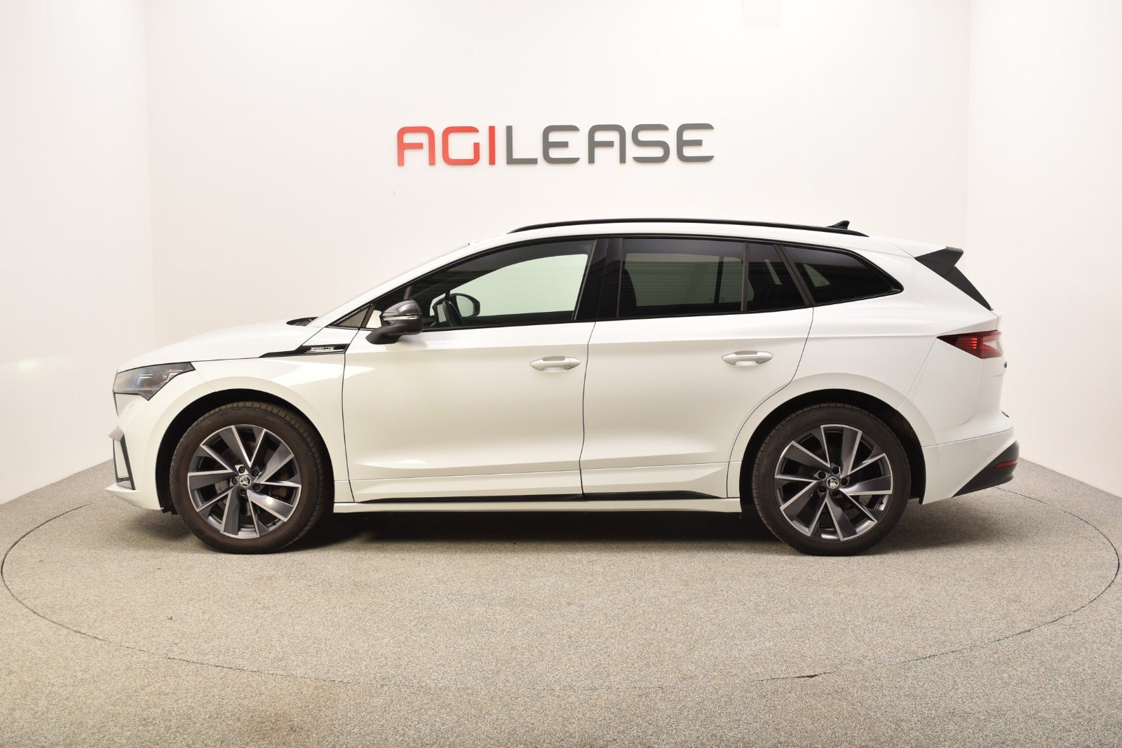 flexleasing-skoda-enyaq-80x-iv-sportline-5d-findleasing