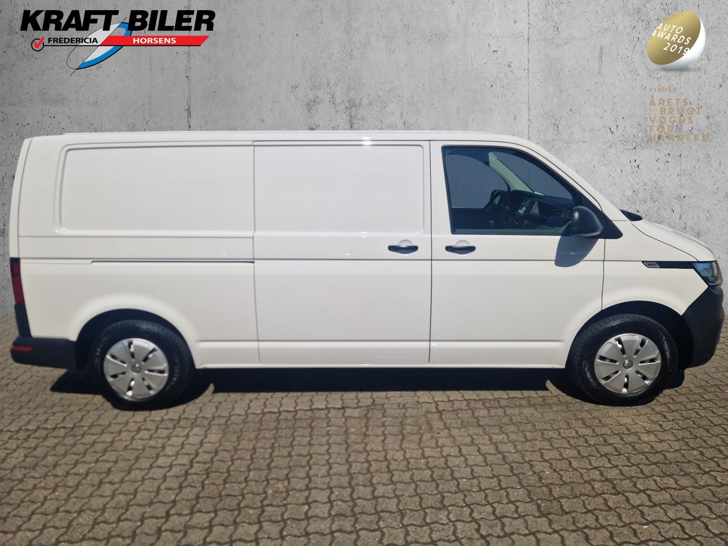 flexleasing-vw-transporter-20-tdi-150-kassevogn-lang-findleasing