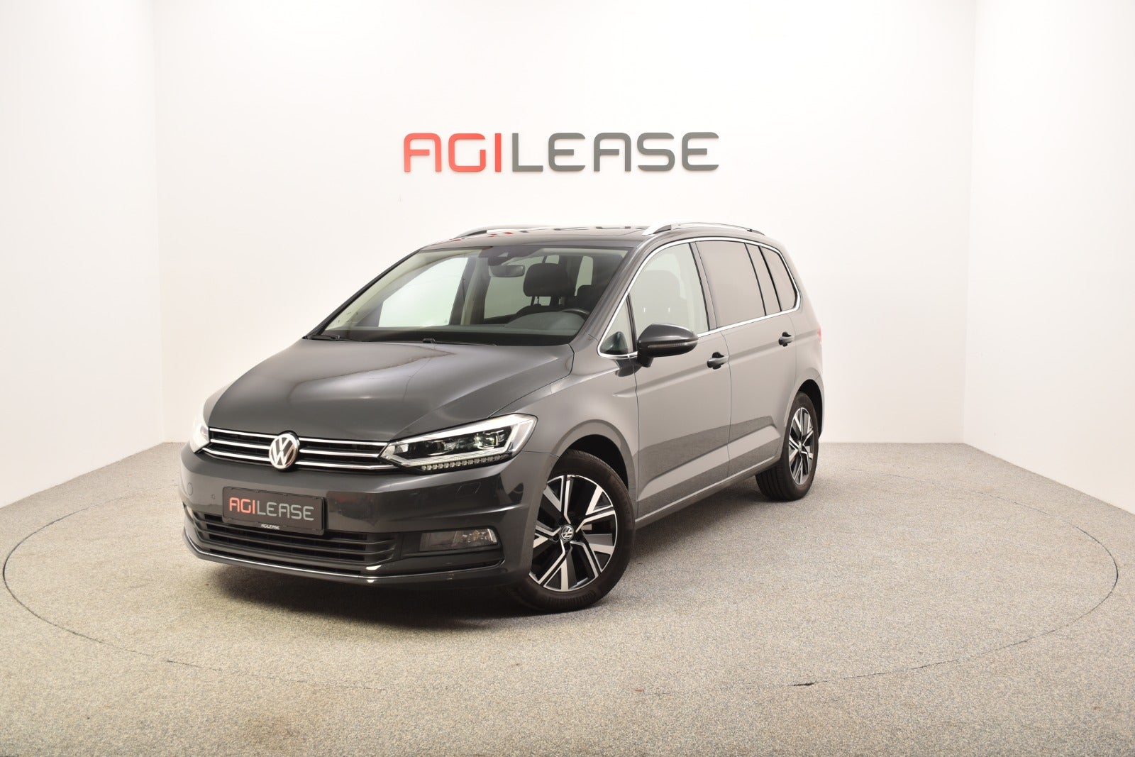 flexleasing-vw-touran-20-tdi-150-highline-dsg-7prs-5d-findleasing