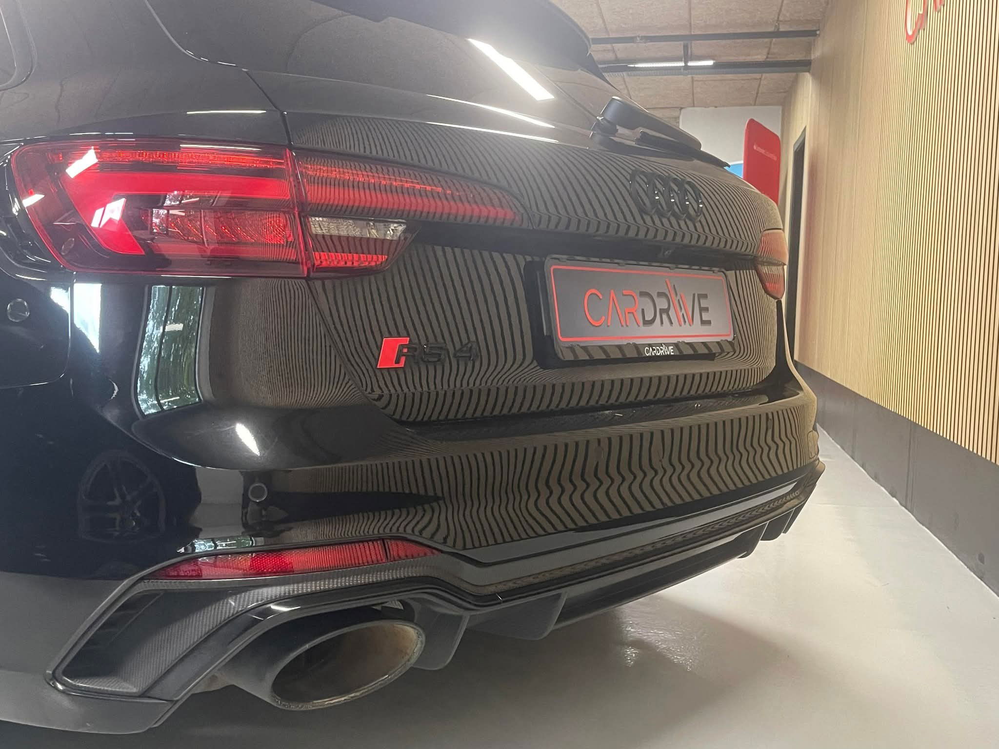 flexleasing-audi-rs4-avant-29-tfsi-450-hk-quattro-tiptronic-findleasing