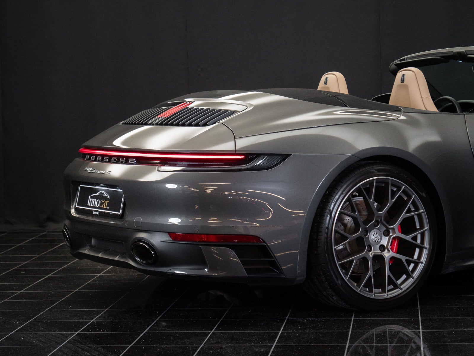 flexleasing-porsche-911-carrera-s-30-cabriolet-pdk-2d-findleasing