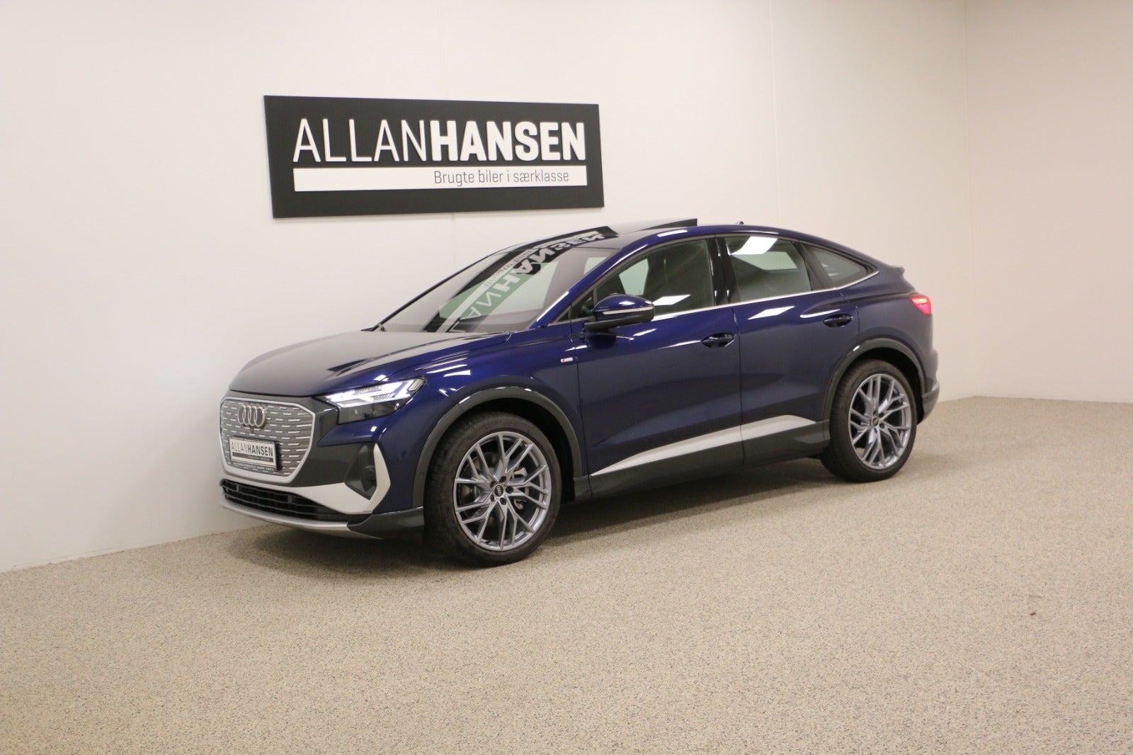 flexleasing-audi-q4-e-tron-50-s-line-sportback-quattro-5d-findleasing