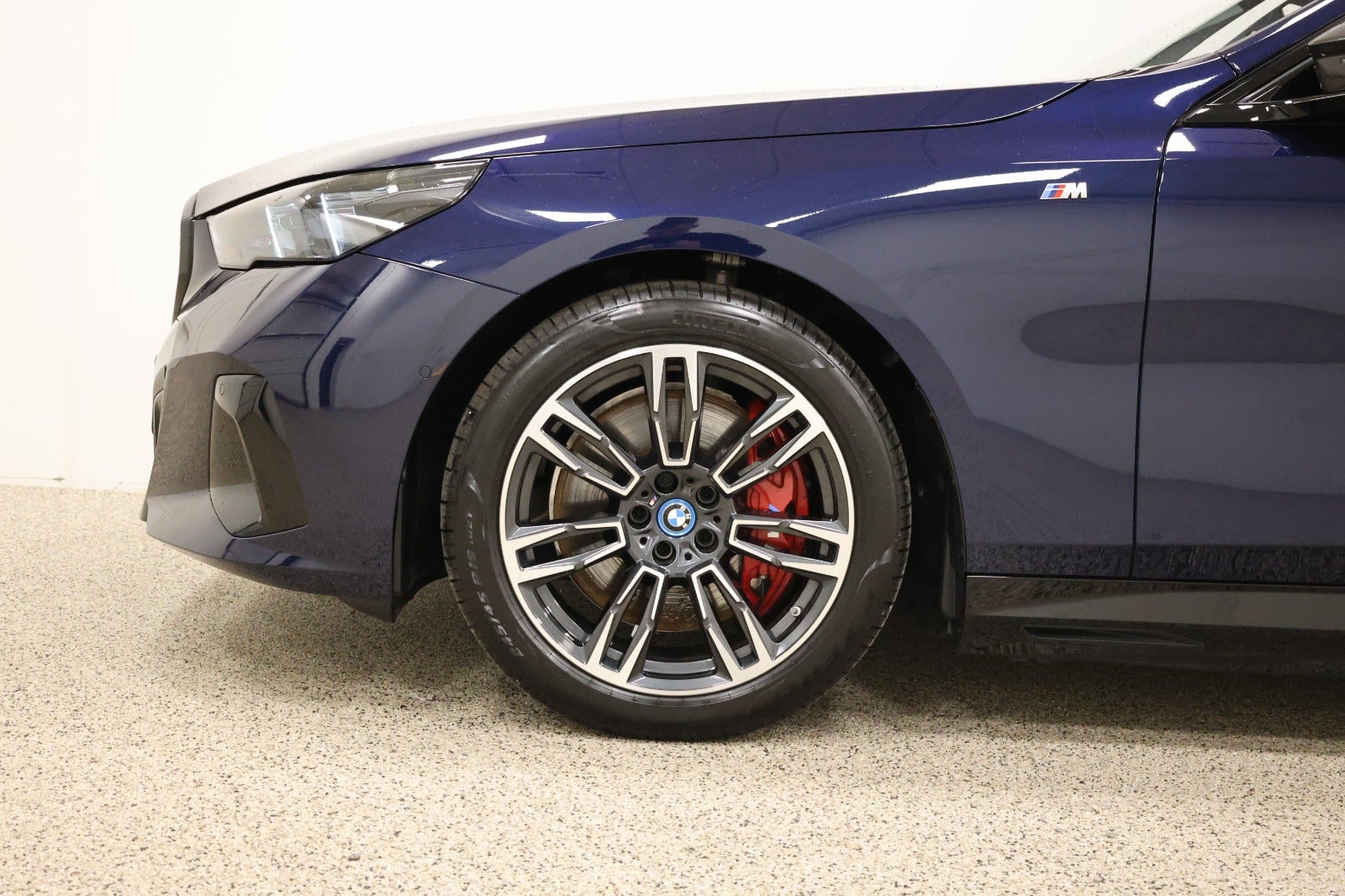 flexleasing-bmw-i5-m60-m-sport-xdrive-4d-findleasing