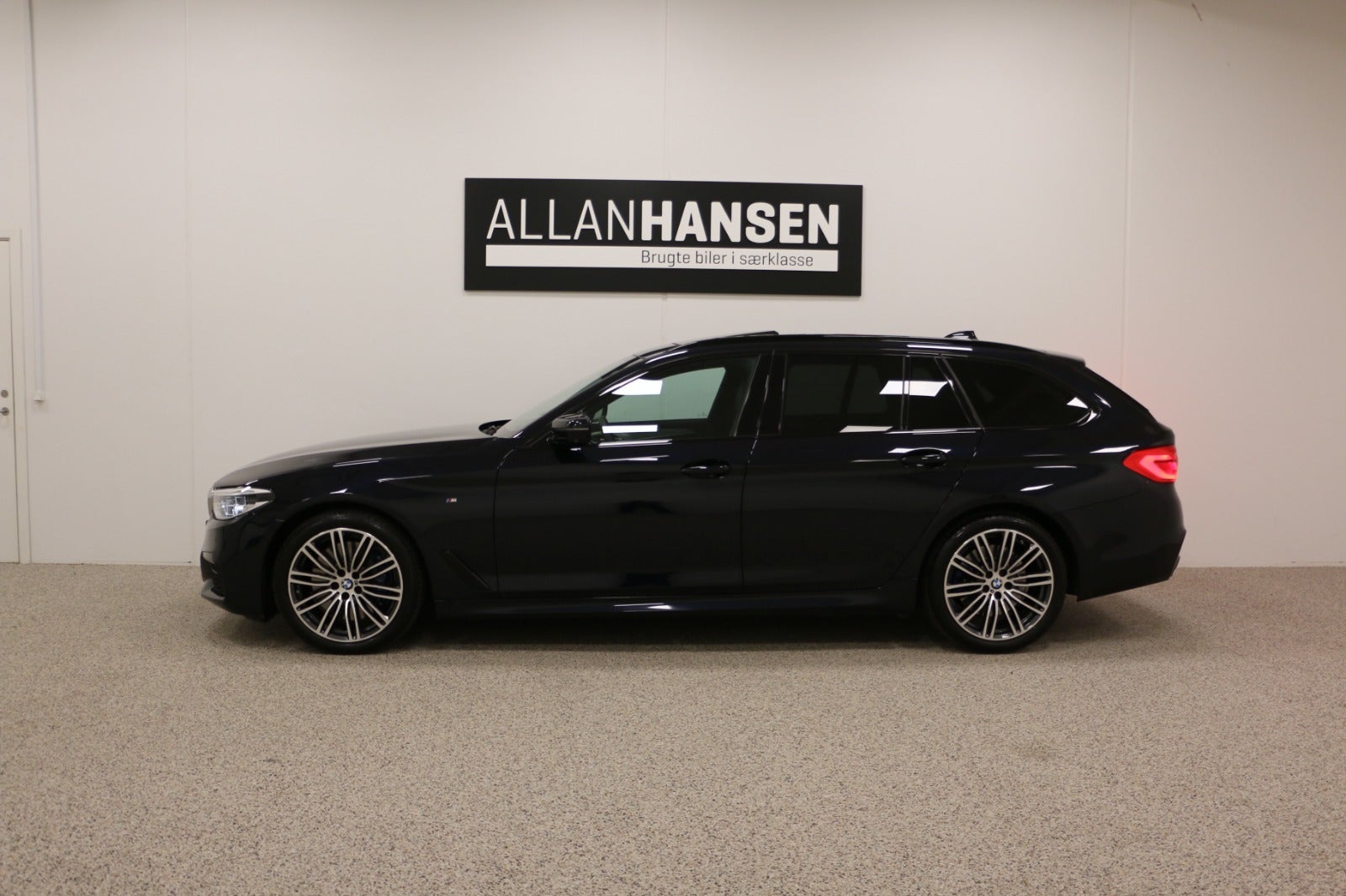 flexleasing-bmw-540d-30-touring-m-sport-xdrive-aut-5d-findleasing