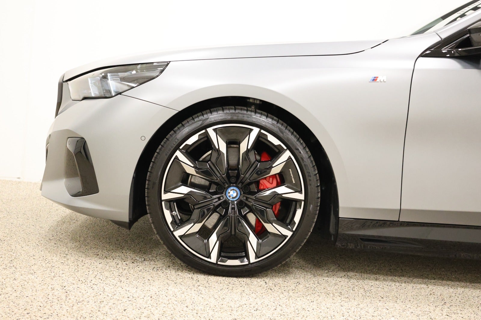 flexleasing-bmw-i5-m60-xdrive-4d-findleasing