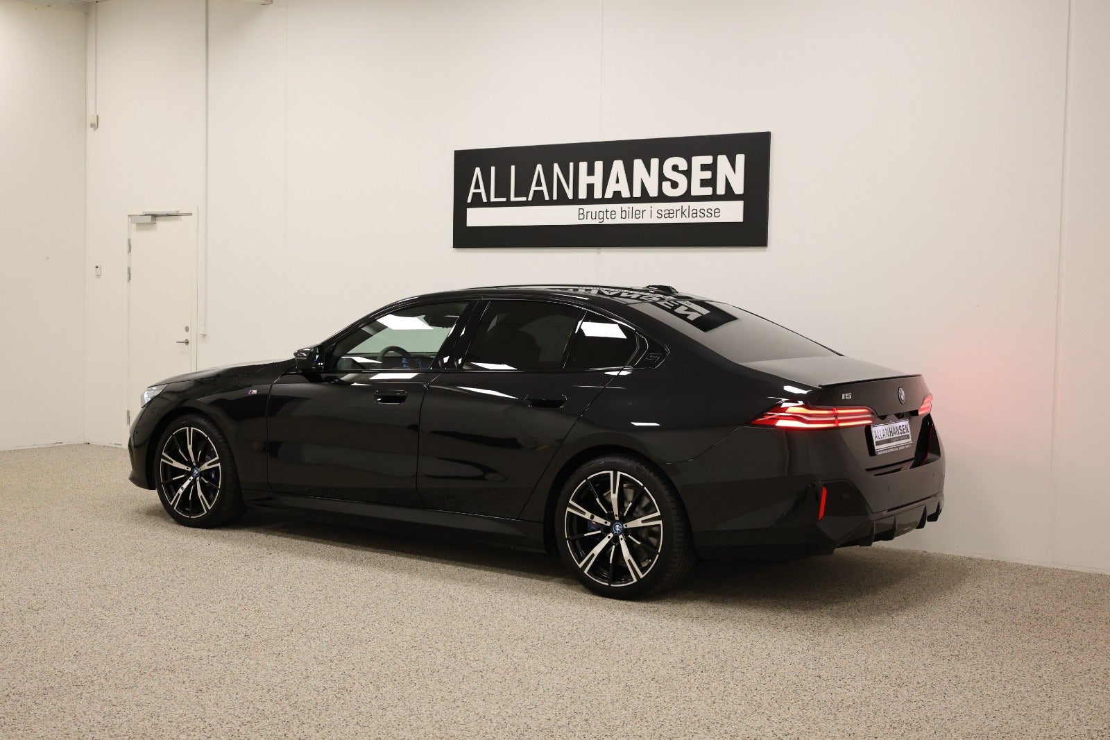 flexleasing-bmw-i5-m60-m-sport-xdrive-4d-findleasing