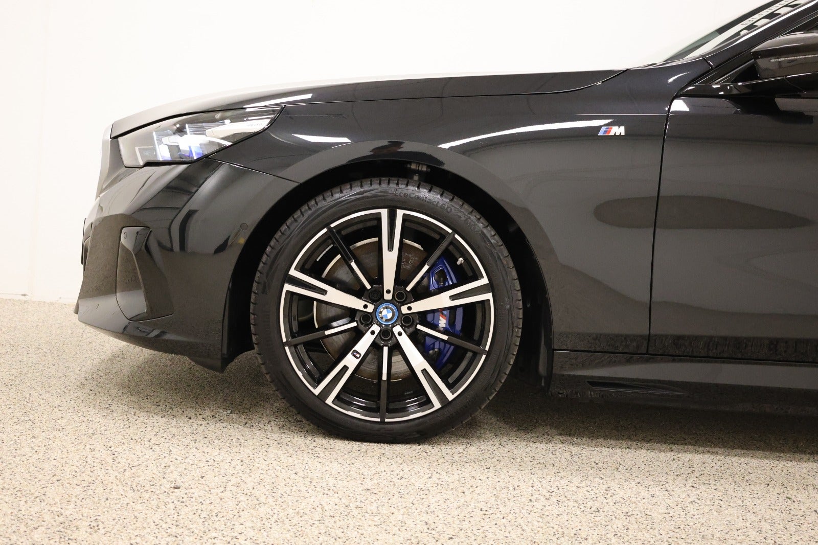 flexleasing-bmw-i5-m60-m-sport-xdrive-4d-findleasing