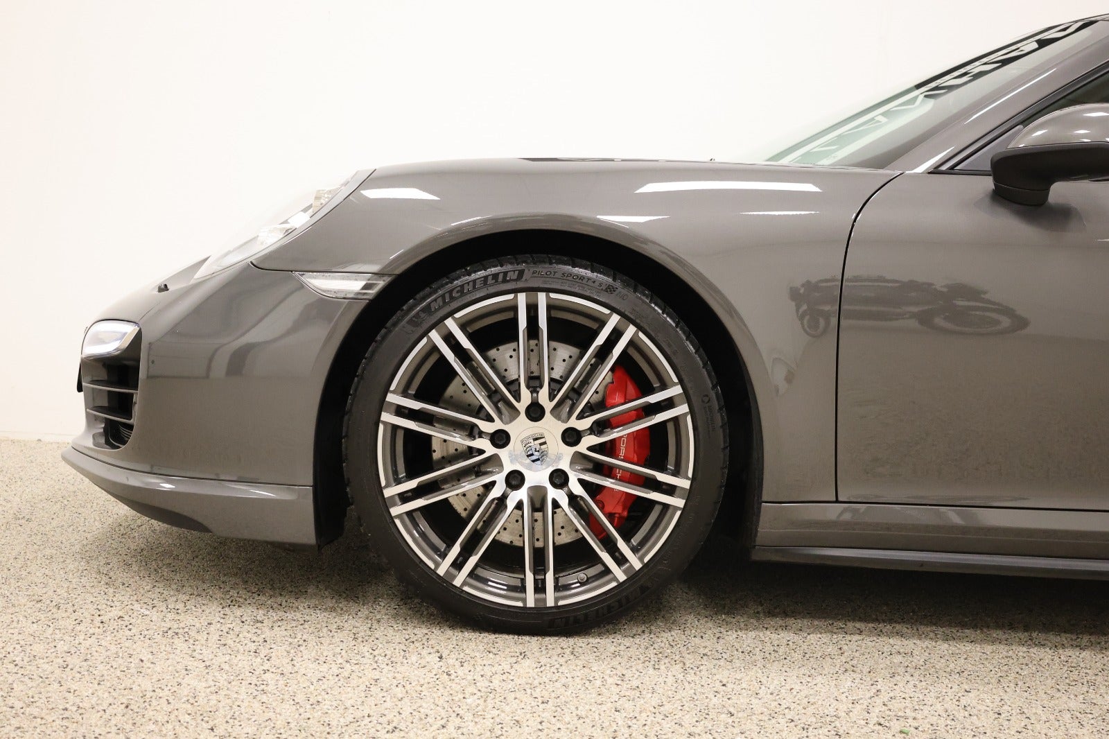 flexleasing-porsche-911-turbo-38-coupe-pdk-2d-findleasing