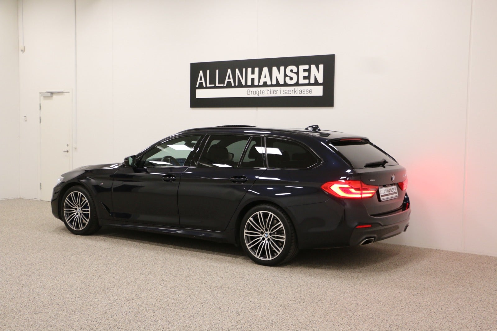 flexleasing-bmw-530d-30-touring-m-sport-xdrive-aut-5d-findleasing