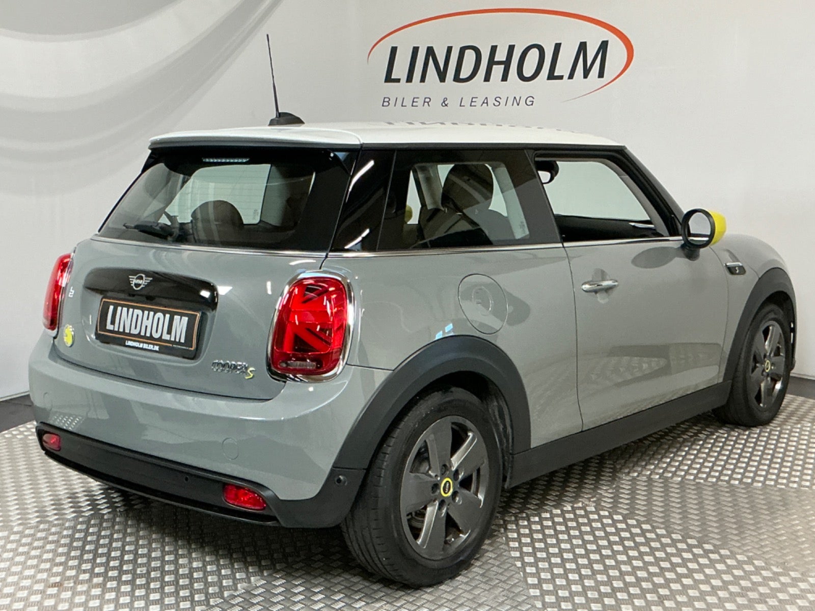 flexleasing-mini-cooper-se-essential-3d-findleasing