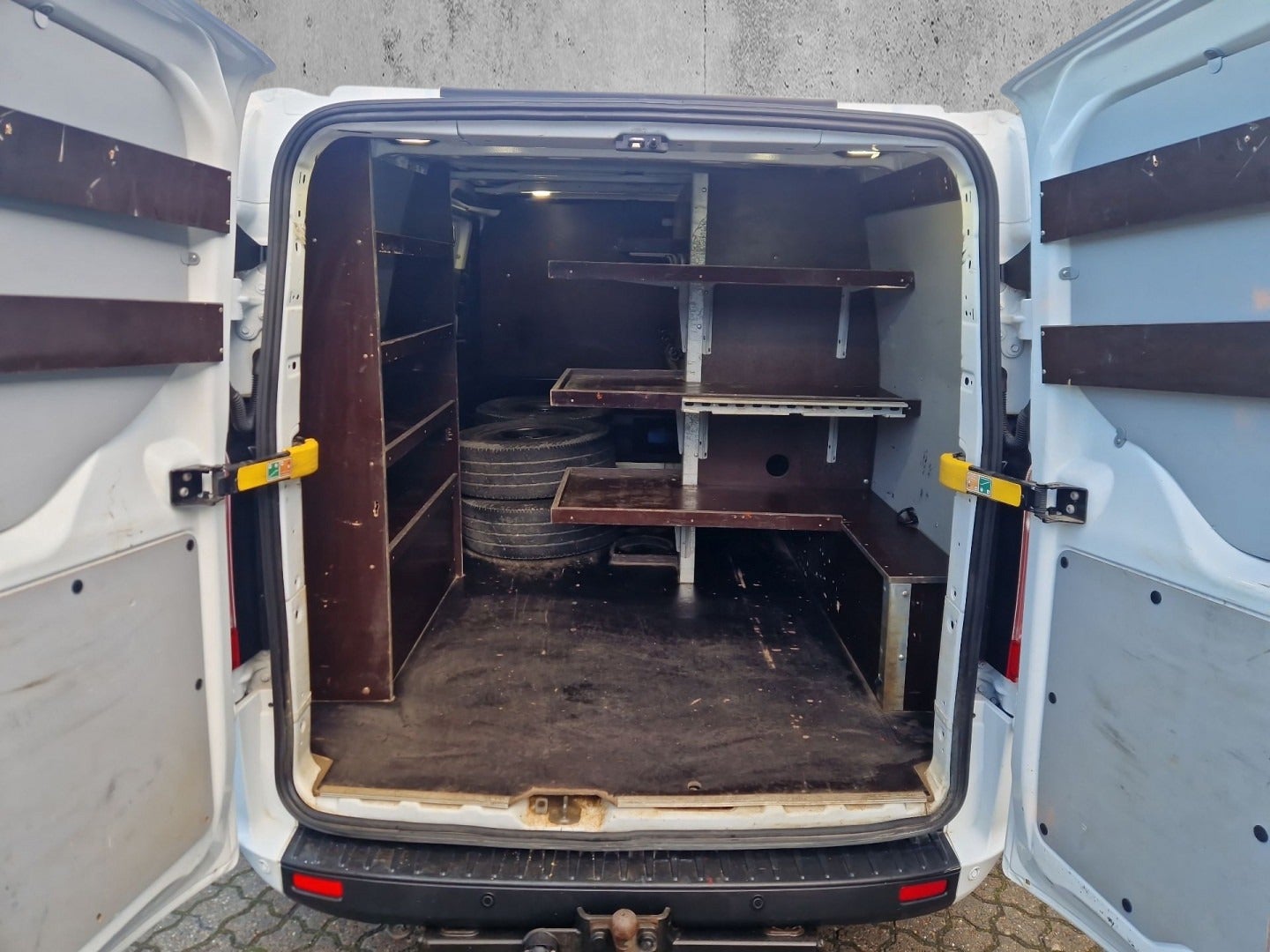 flexleasing-ford-transit-custom-300l-20-tdci-130-trend-findleasing