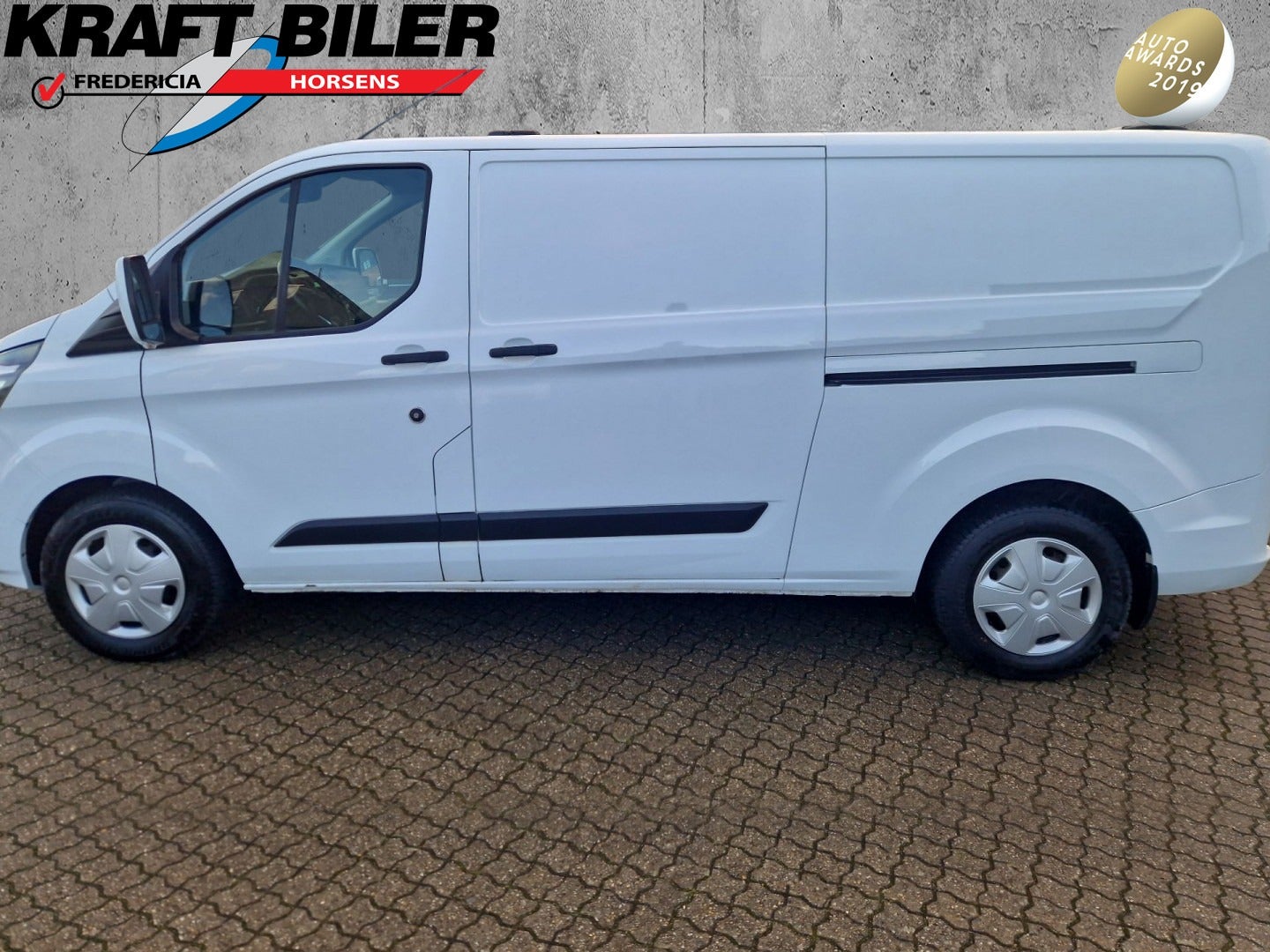 flexleasing-ford-transit-custom-300l-20-tdci-130-trend-findleasing