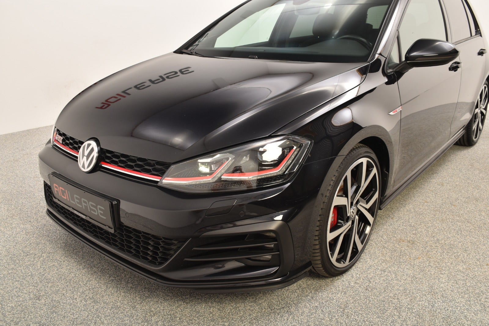 flexleasing-vw-golf-vii-20-gti-performance-dsg-5d-findleasing