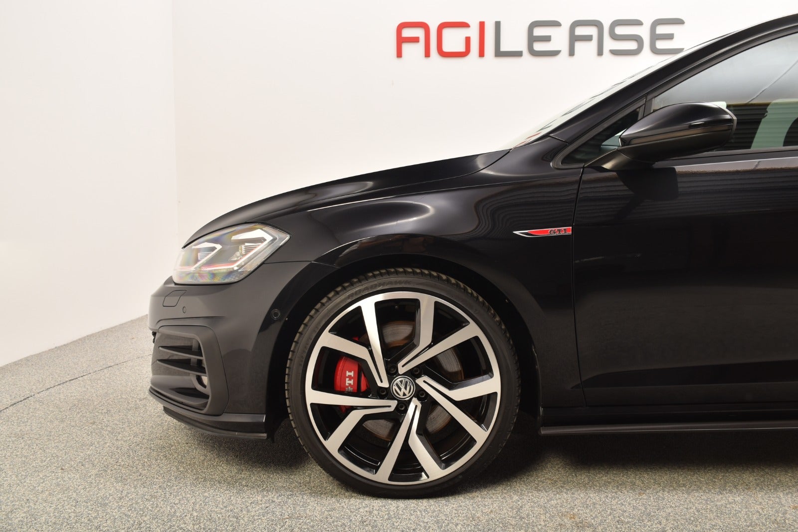 flexleasing-vw-golf-vii-20-gti-performance-dsg-5d-findleasing