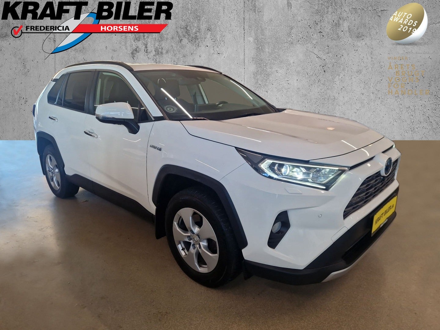 flexleasing-toyota-rav-4-25-hybrid-h4-mds-awd-i-van-5d-findleasing