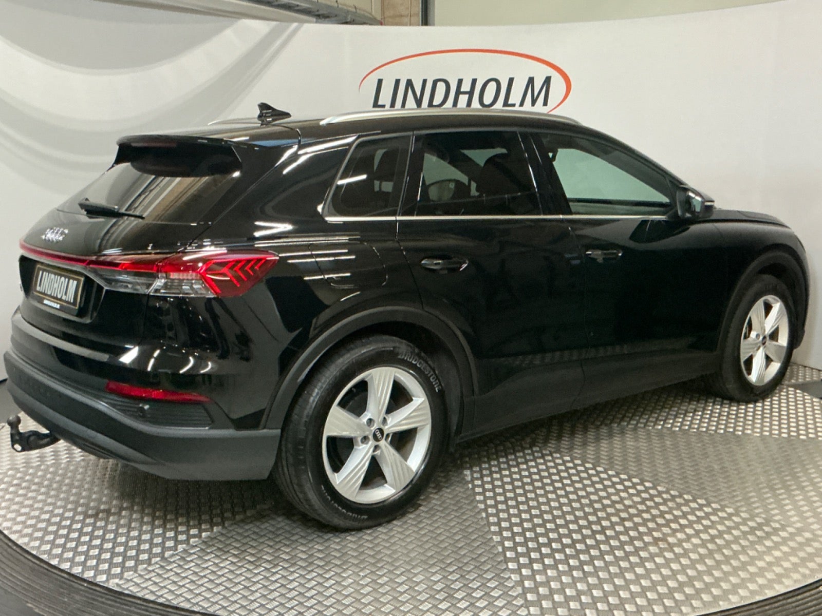 flexleasing-audi-q4-e-tron-40-5d-findleasing