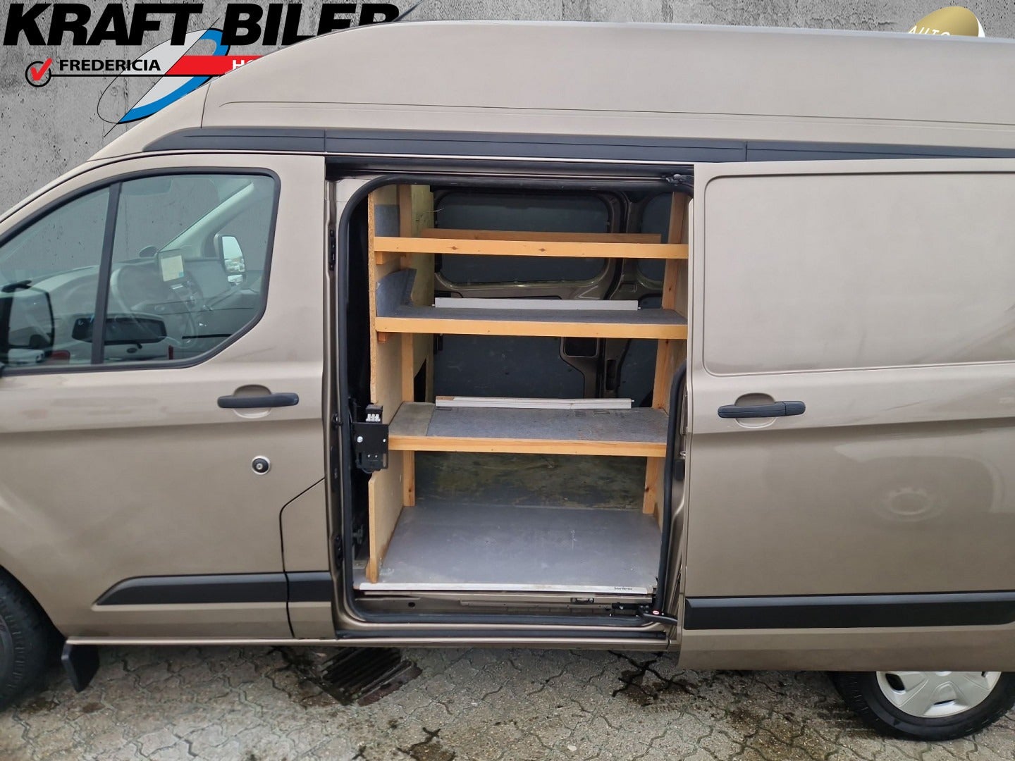 flexleasing-ford-transit-custom-300l-20-tdci-130-trend-findleasing