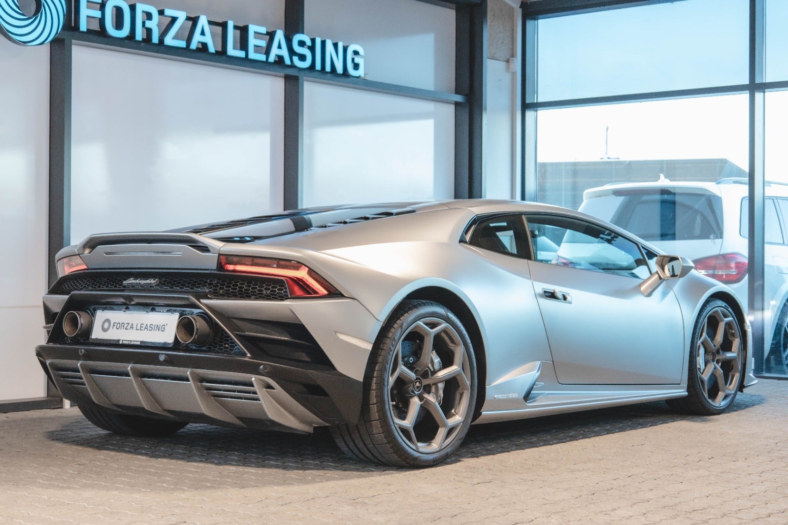 flexleasing-lamborghini-huracan-52-evo-2d-findleasing