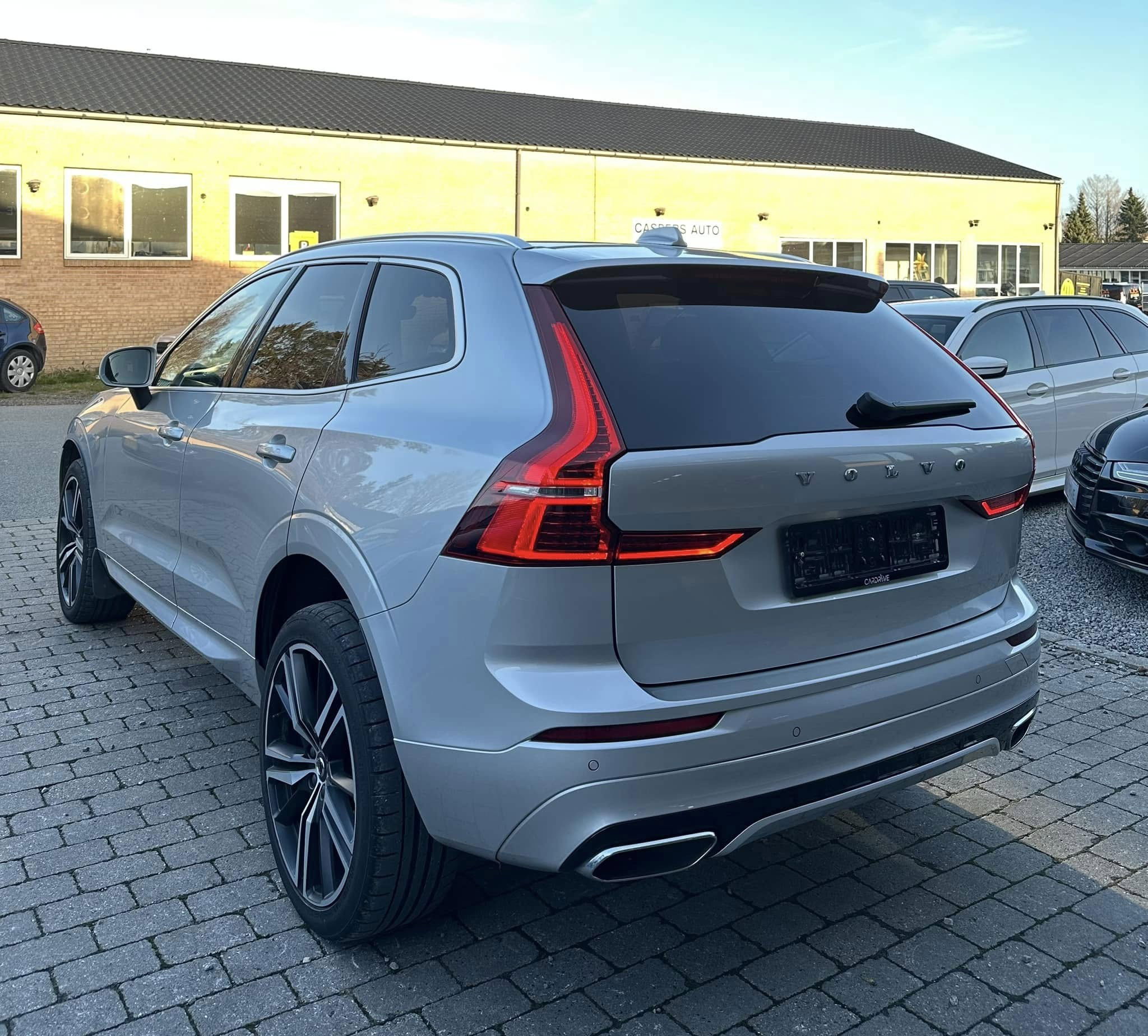 flexleasing-volvo-xc60-20-diesel-r-design-findleasing