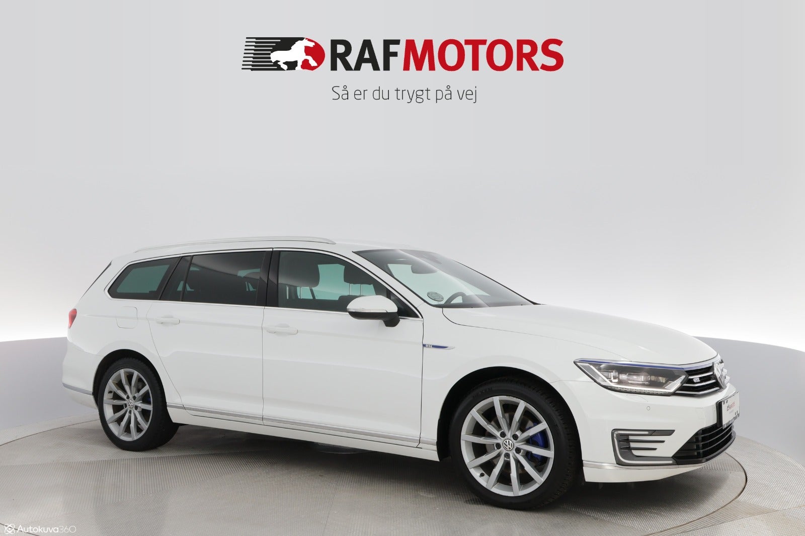 flexleasing-vw-passat-14-gte-variant-dsg-5d-findleasing