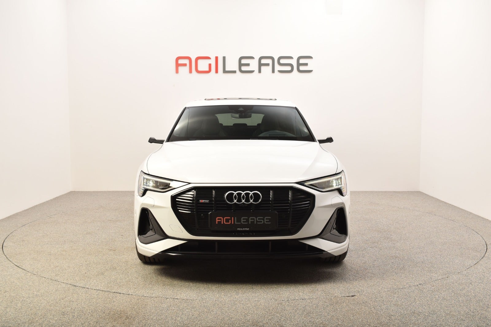 flexleasing-audi-e-tron-55-s-line-sportback-quattro-5d-findleasing