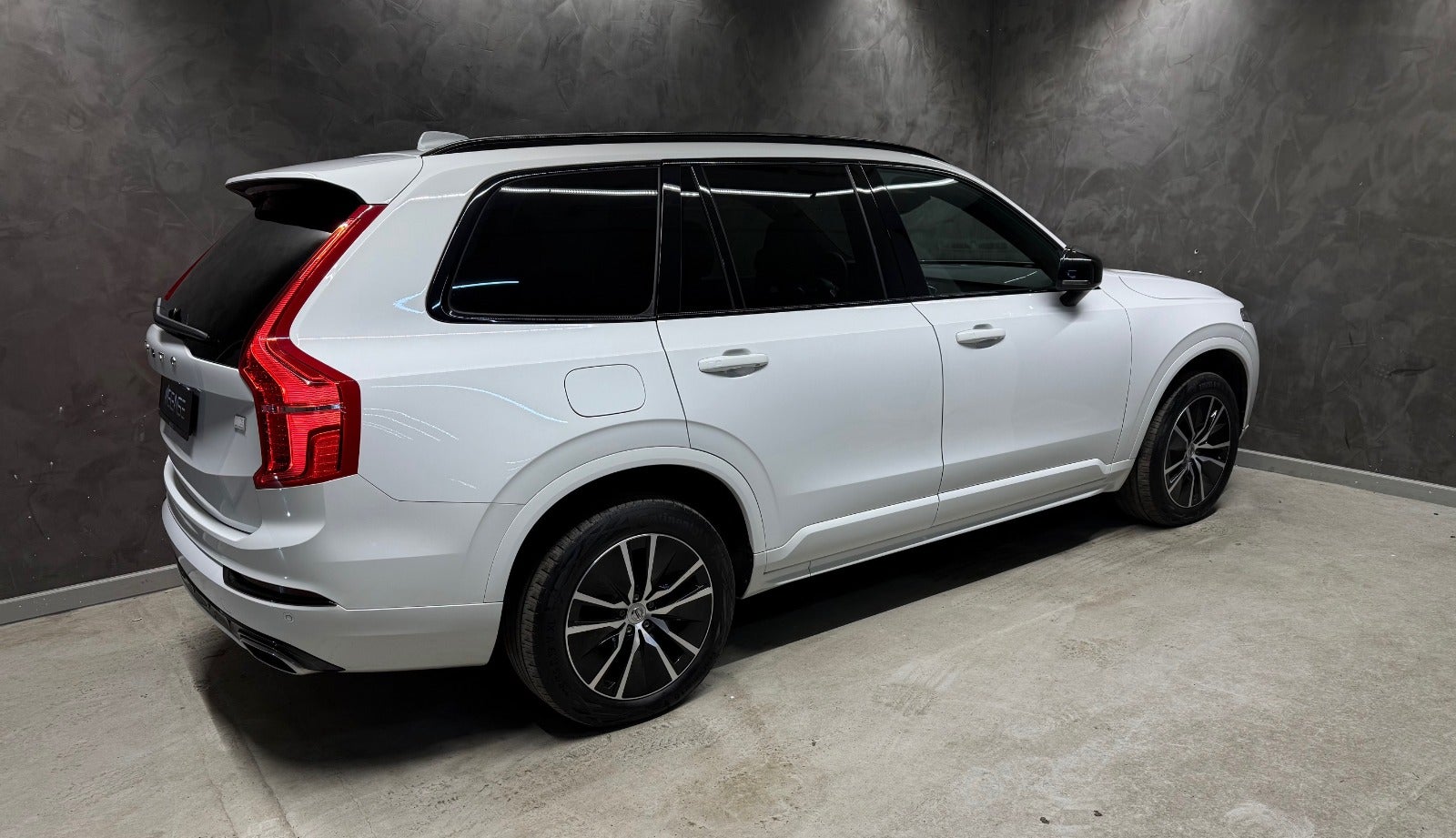 flexleasing-volvo-xc90-20-t8-recharge-r-design-aut-awd-7prs-5d-findleasing